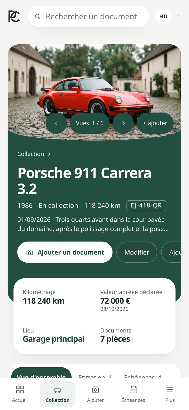 Fiche véhicule Paddock sur téléphone avec le carnet et les échéances de la Porsche 911.